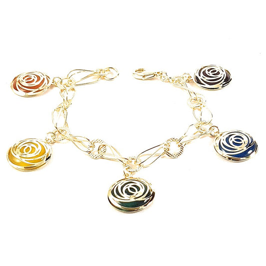 Soft bracelet with 5 colored rosettes