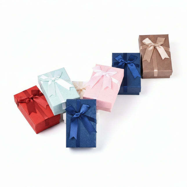 24 écrins pour parures couleurs mélangées 8*5*3 cm