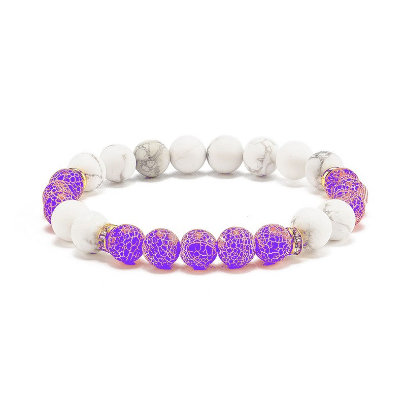 Pulsera para hombre o mujer - Ágata natural patinada en color morado y piedras howlita