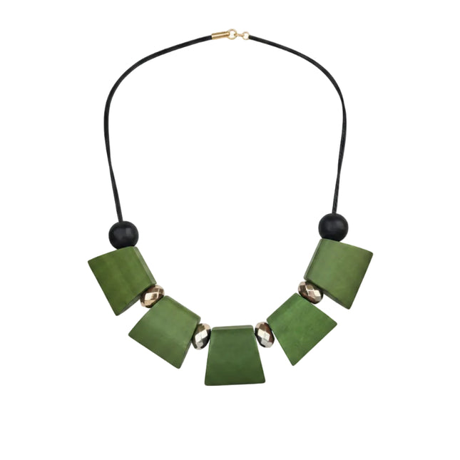 Collier fantaisie - style bohème plastron bois vert