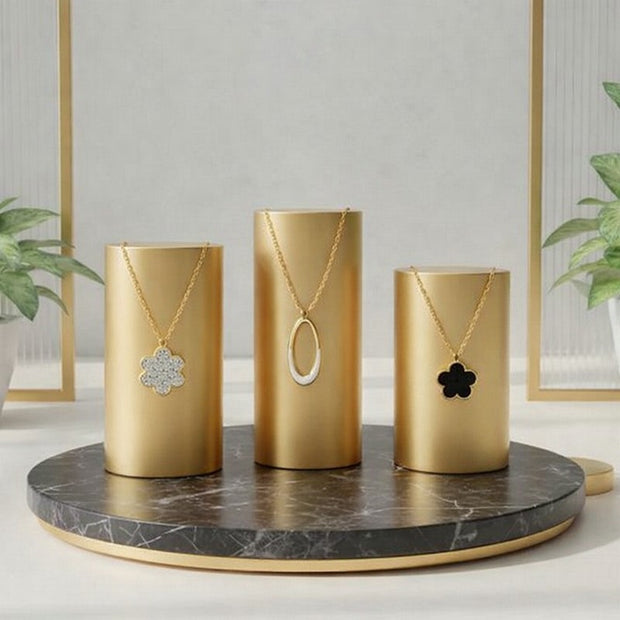 Banner image for: <h2><a href="https://grossiste-bijouxmode.com/collections/colliers-femme-homme-et-enfant" title="https://grossiste-bijouxmode.com/collections/colliers-femme-homme-et-enfant">Colliers</a></h2>