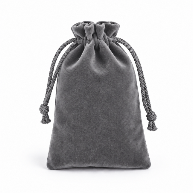 Lot de 10 pochettes velours gris fermeture à lien 7*5 cm