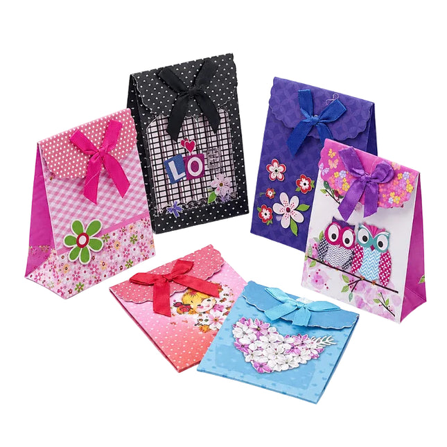 Lot de 6 pochettes cartonées motifs mélangés 10*8 cm