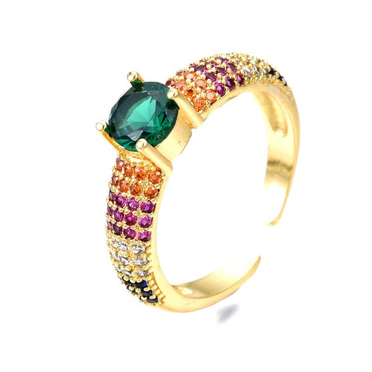 Anillo de mujer ajustable con circonitas de colores.