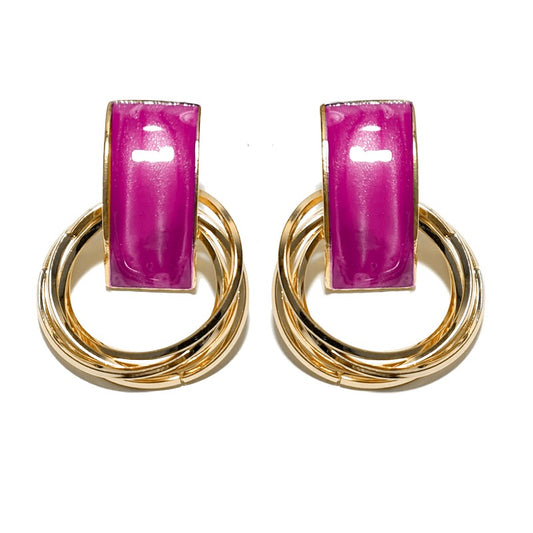 Pendientes colgantes elegantes con anillos rectangulares rosas