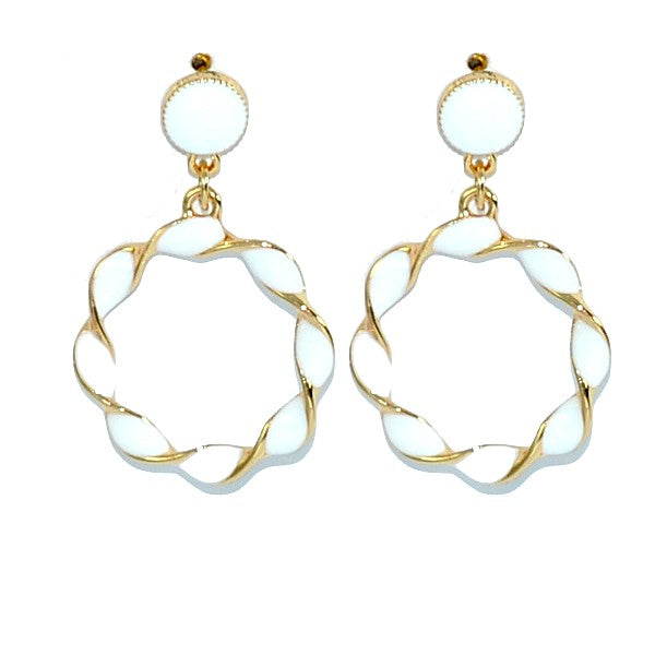 Boucles d'oreilles fantaisie rondes métal blanche